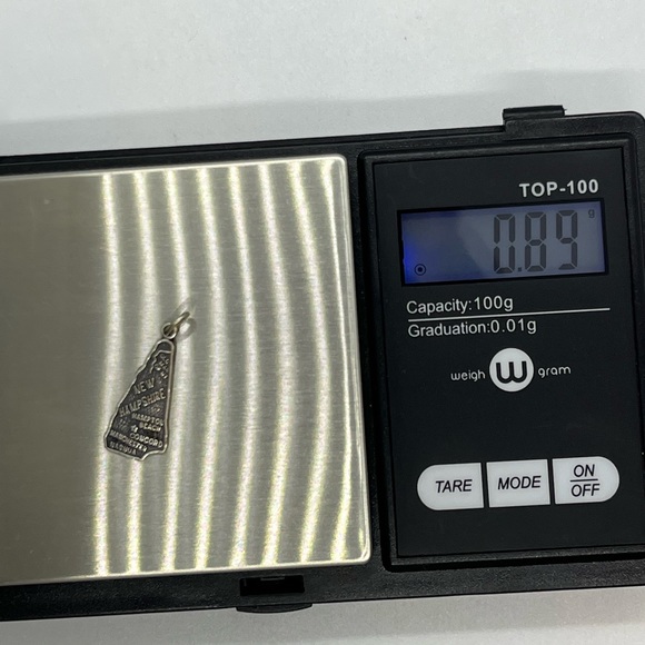 Vintage Fort Sterling Silver New Hampshire State Map Travel Charm - Picture 6 of 7